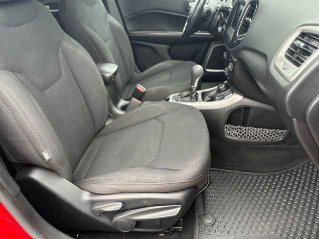Used 2018 Jeep Compass Sport w/ Tech Group AWD/4WD image 18