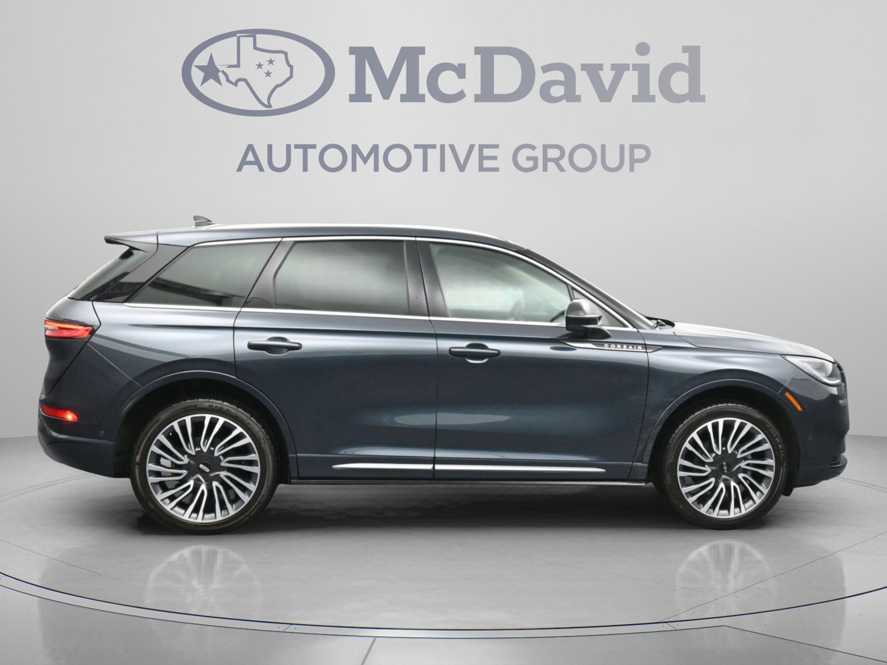 Used 2022 Lincoln Corsair Reserve w/ Equipment Group 201A AWD/4WD image 24