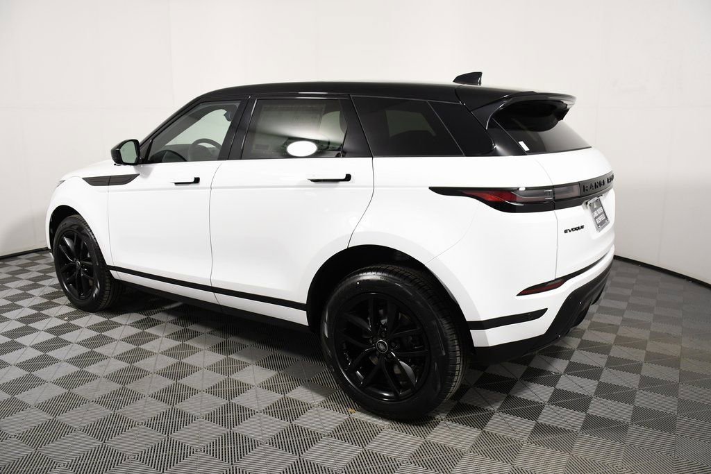 Used 2026 Land Rover Range Rover Evoque S image 3