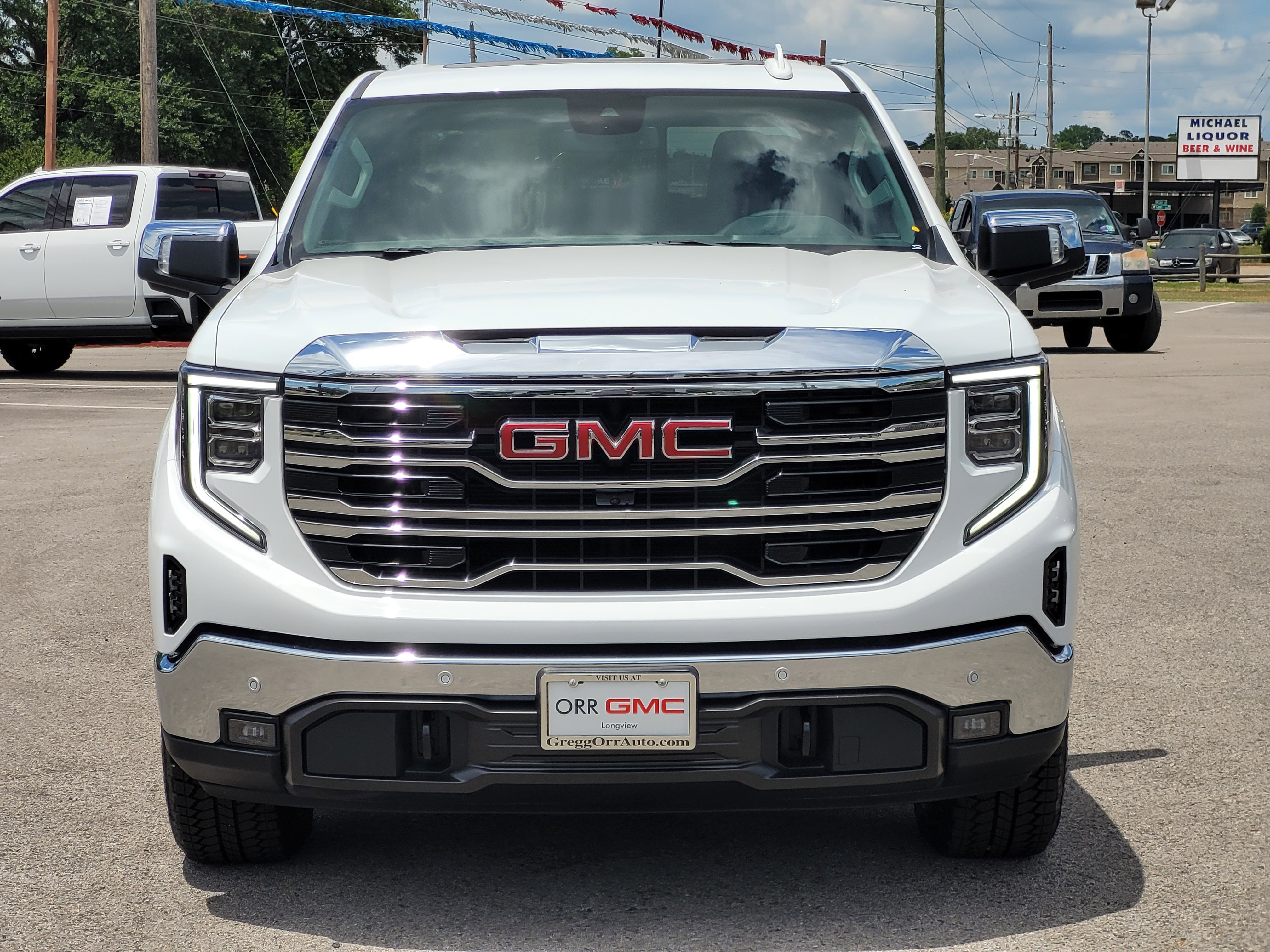 New 2026 GMC Sierra 1500 SLT w/ SLT Premium Plus Package AWD/4WD image 2