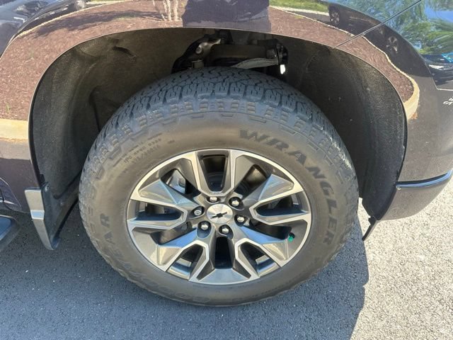 Used 2022 Chevrolet Silverado 1500 RST AWD/4WD image 12