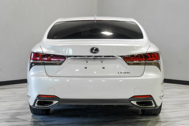 Used 2018 Lexus LS 500 w/ Accessory Package (Z1) RWD image 13