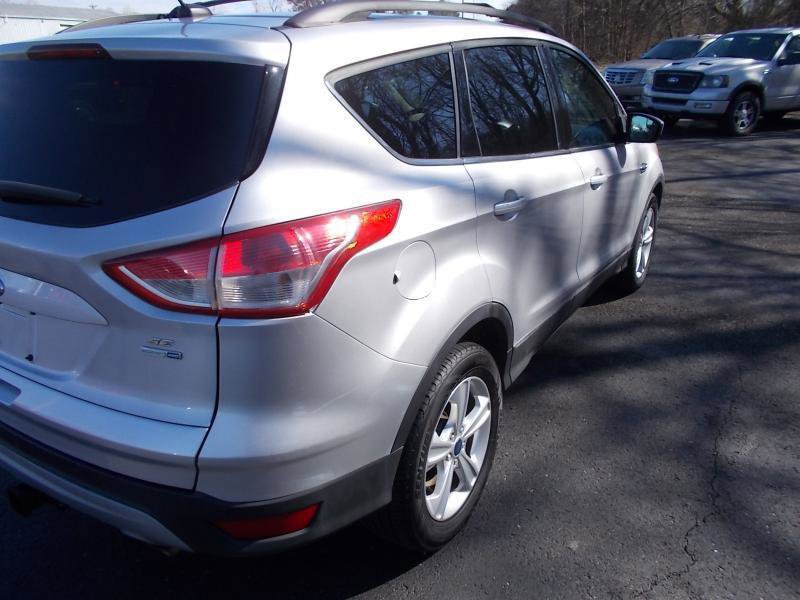 Used 2015 Ford Escape SE w/ Equipment Group 201A AWD/4WD image 14