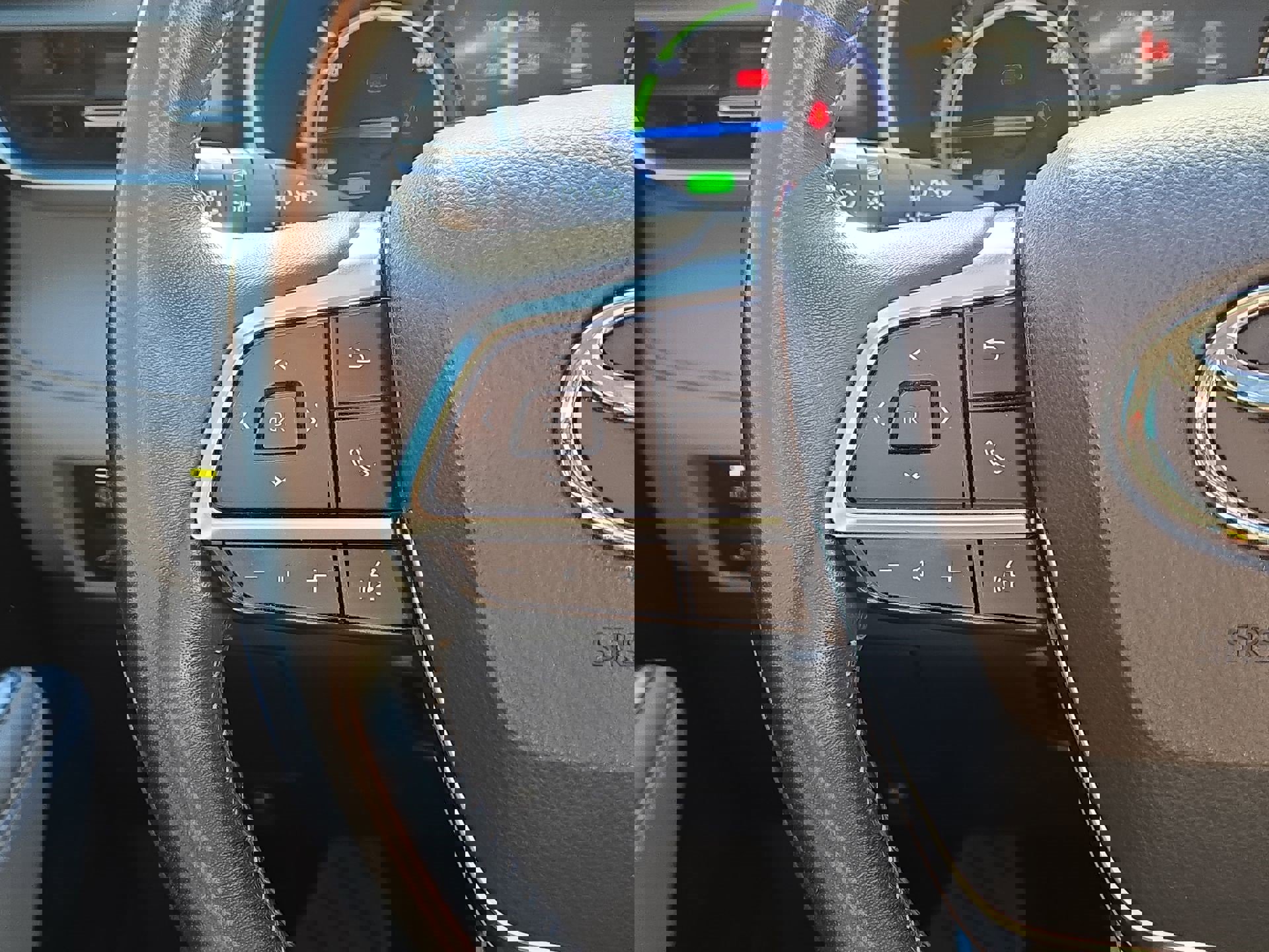 Used 2020 Toyota Highlander XLE image 21