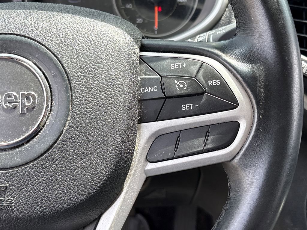 Used 2017 Jeep Cherokee Trailhawk w/ Comfort/Convenience Group image 20