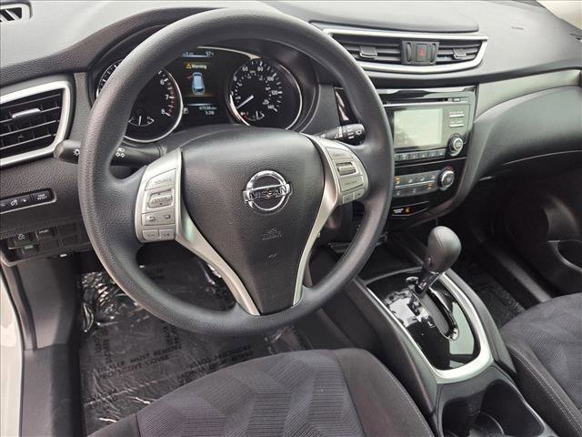 Used 2015 Nissan Rogue S image 10