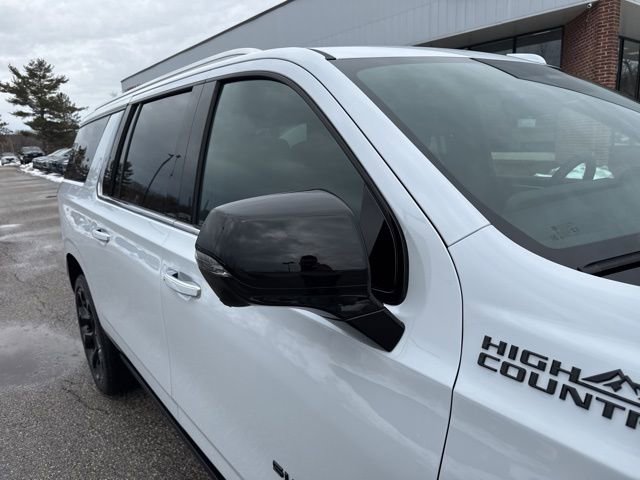 New 2026 Chevrolet Suburban High Country image 46