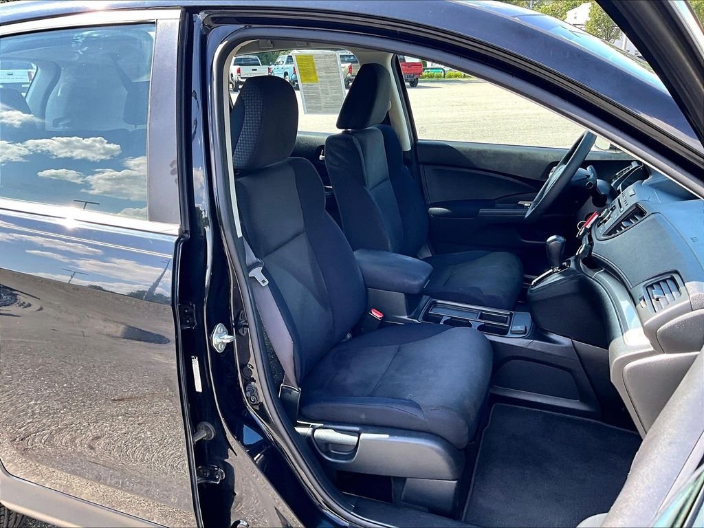 Used 2015 Honda CR-V LX image 11