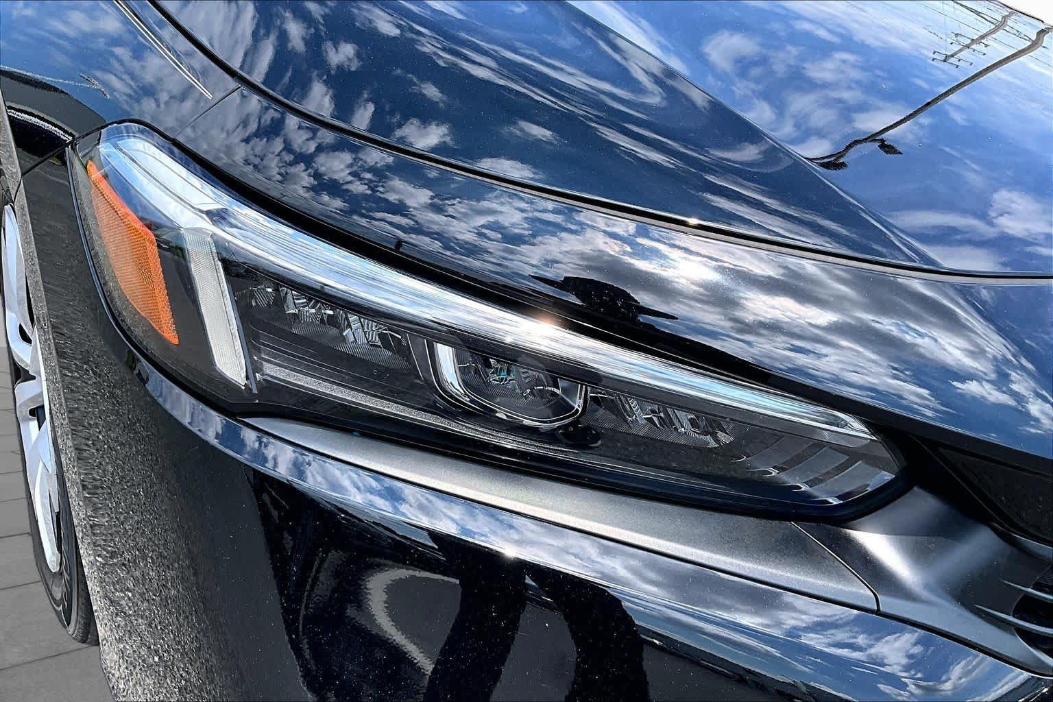 Used 2024 Honda Civic LX image 27