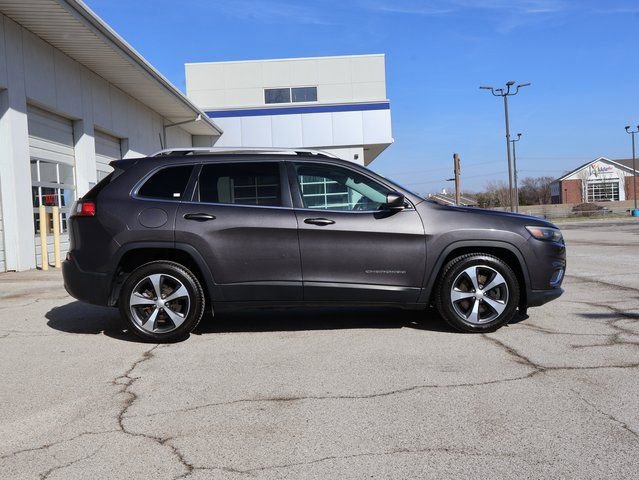 Used 2019 Jeep Cherokee Limited image 8