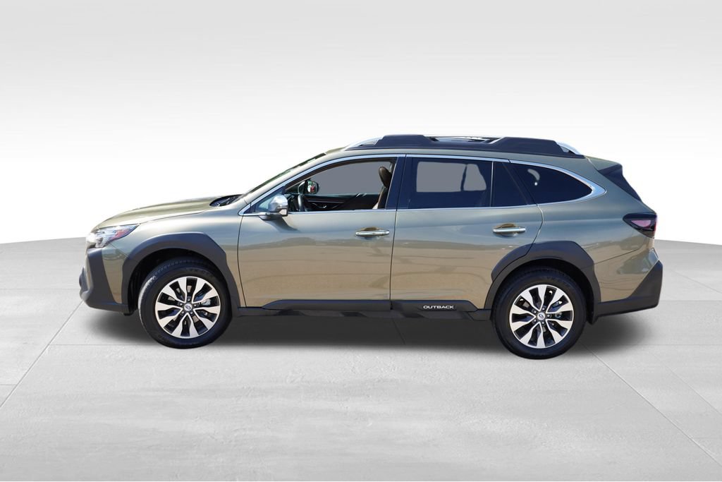Used 2025 Subaru Outback Touring AWD/4WD image 9