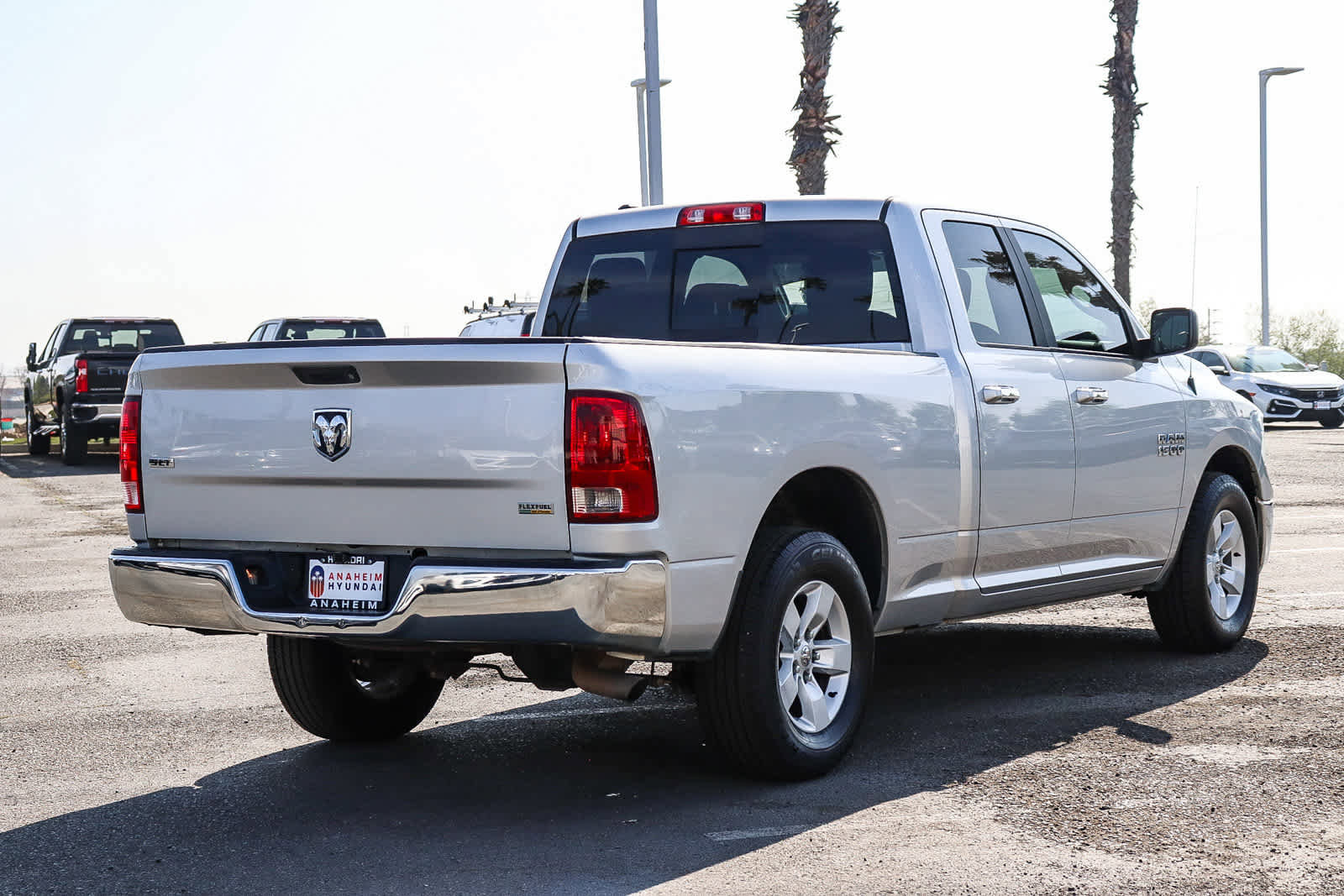 Used 2017 RAM 1500 Classic SLT image 6