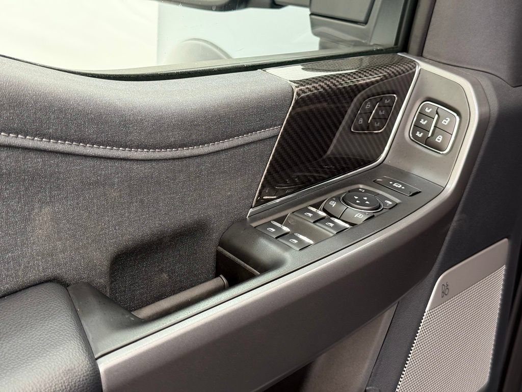 New 2026 Ford F250 Lariat w/ Black Appearance Package AWD/4WD image 19