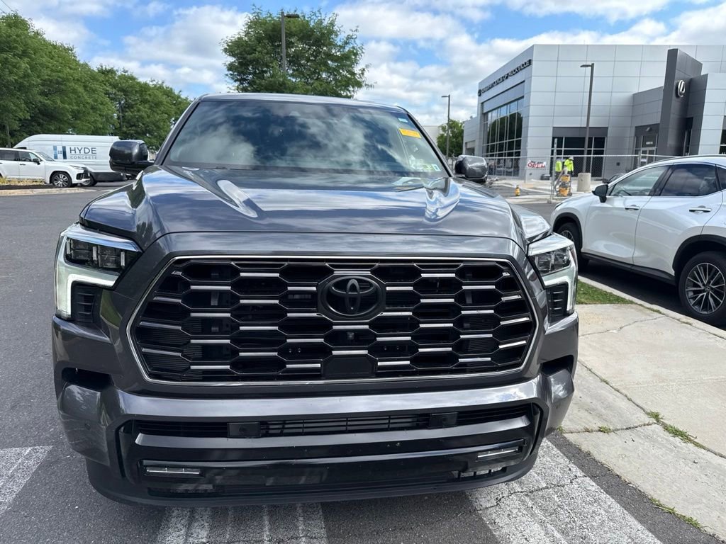 Used 2024 Toyota Sequoia Platinum AWD/4WD image 2