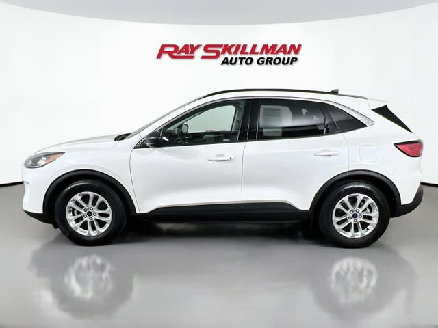 Used 2022 Ford Escape SE w/ Convenience Package FWD image 4