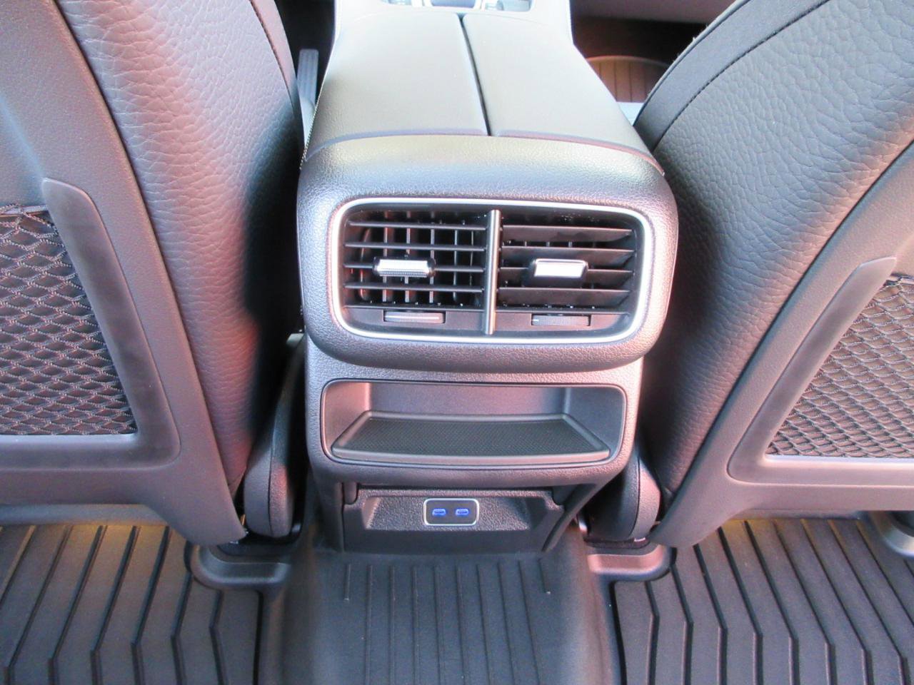 Used 2025 Mercedes-Benz GLE 580 4MATIC image 39