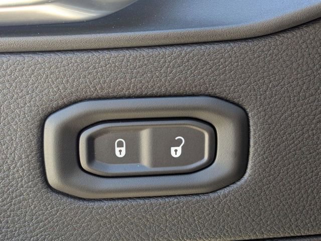 New 2026 Jeep Gladiator Sport image 16