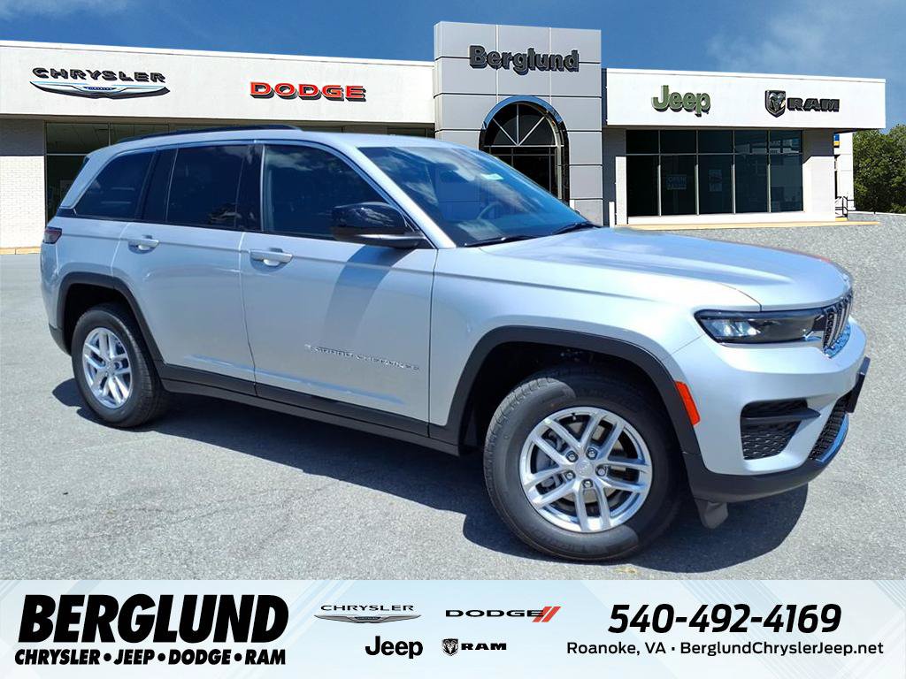 New 2026 Jeep Grand Cherokee Laredo X AWD/4WD image 1