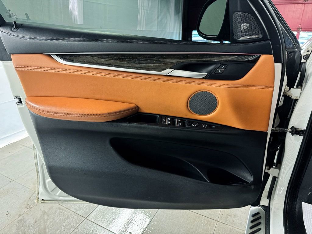 Used 2015 BMW X6 xDrive35i image 15