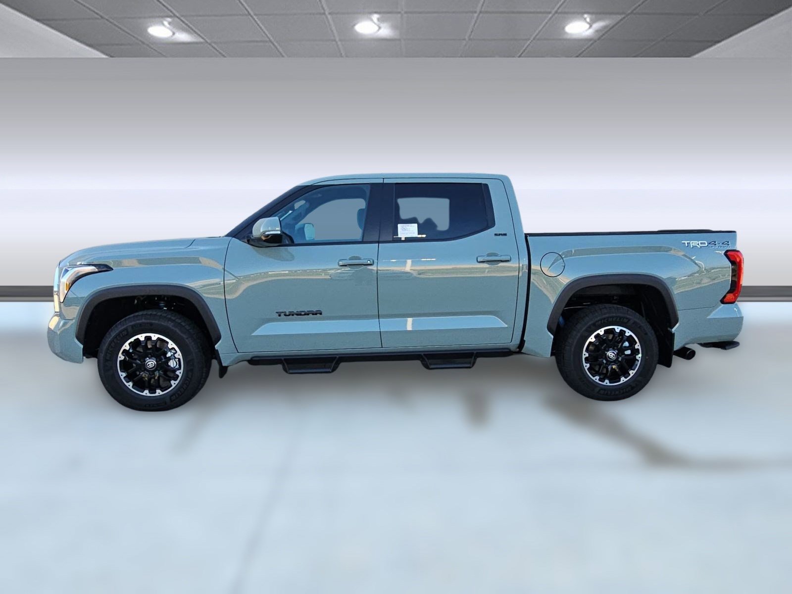 New 2026 Toyota Tundra SR image 2