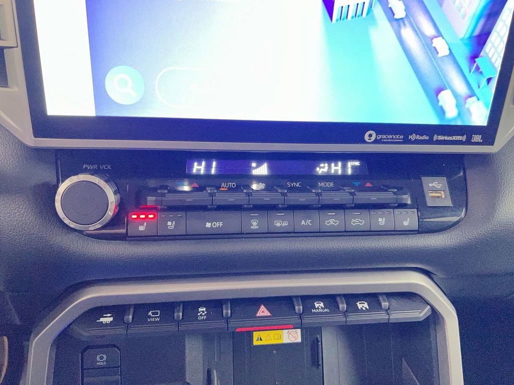 Used 2022 Toyota Tundra Limited image 17