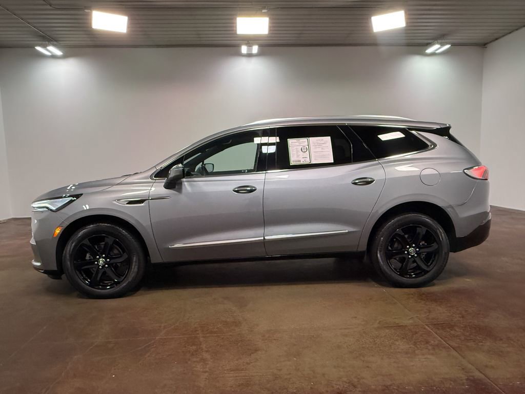 Used 2023 Buick Enclave Essence w/ Experience Buick Package AWD/4WD image 6