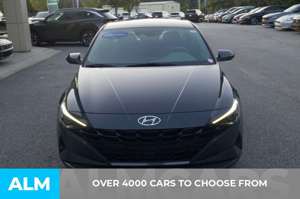 Used 2023 Hyundai Elantra SEL FWD image 2
