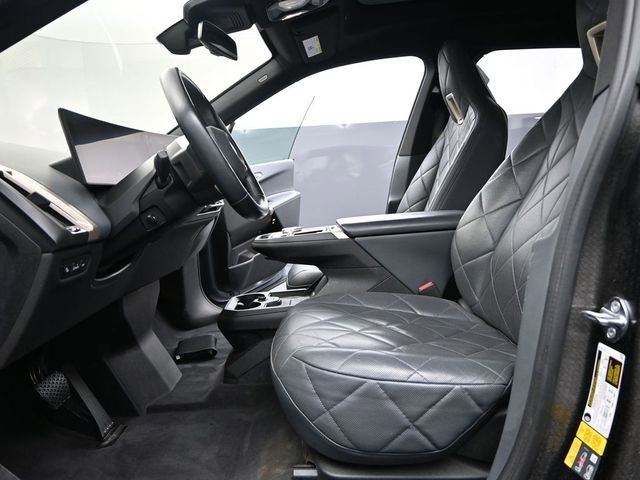 Used 2023 BMW iX xDrive50 w/ Premium Package image 17