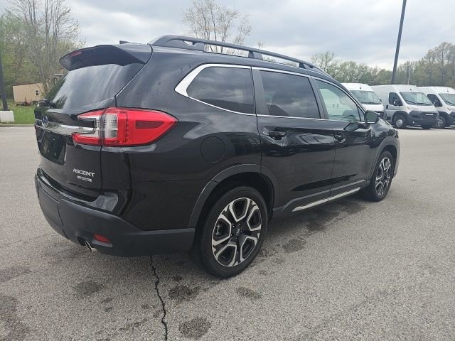 Used 2023 Subaru Ascent Limited image 5