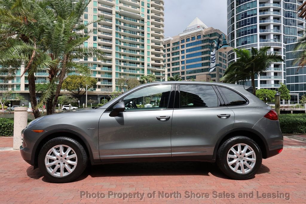 Used 2014 Porsche Cayenne Diesel AWD/4WD image 16