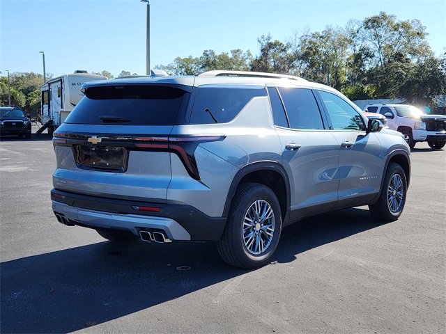 Used 2026 Chevrolet Traverse LT w/ Driver Confidence Package image 8