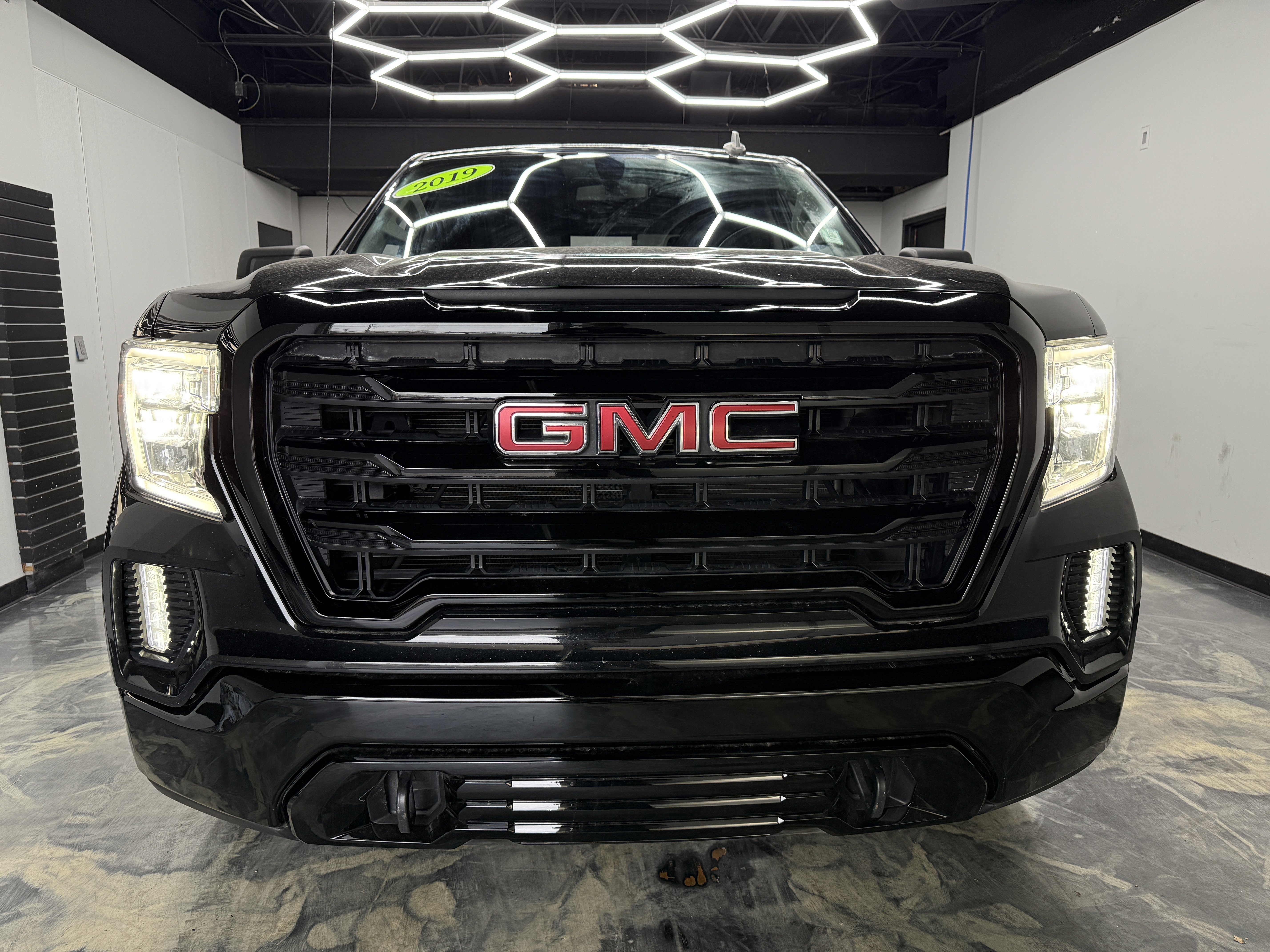 Used 2019 GMC Sierra 1500 Elevation image 5