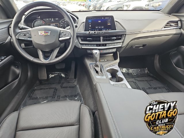 Used 2026 Cadillac CT4 Premium Luxury RWD image 10