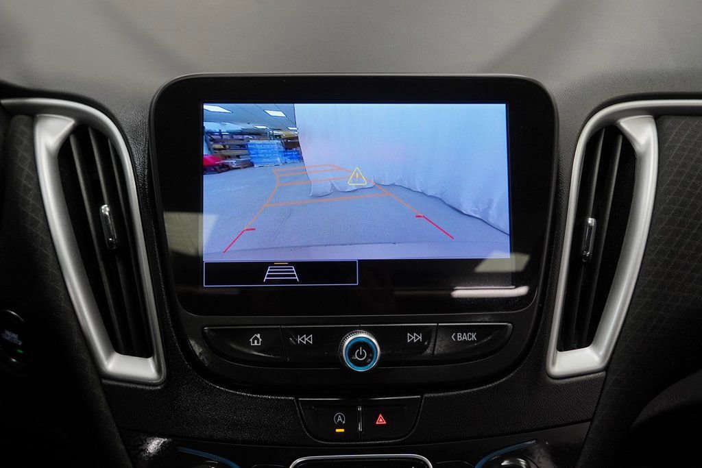 Used 2024 Chevrolet Malibu LT image 32