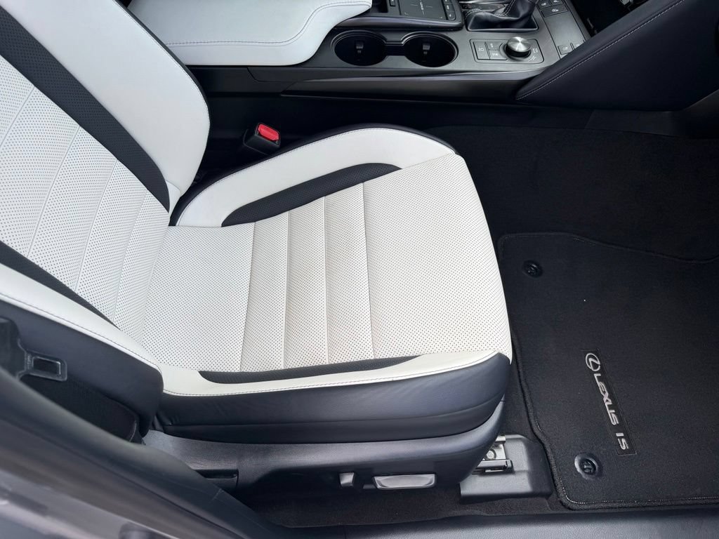 Used 2021 Lexus IS 350 F Sport w/ Accessory Package RWD image 17