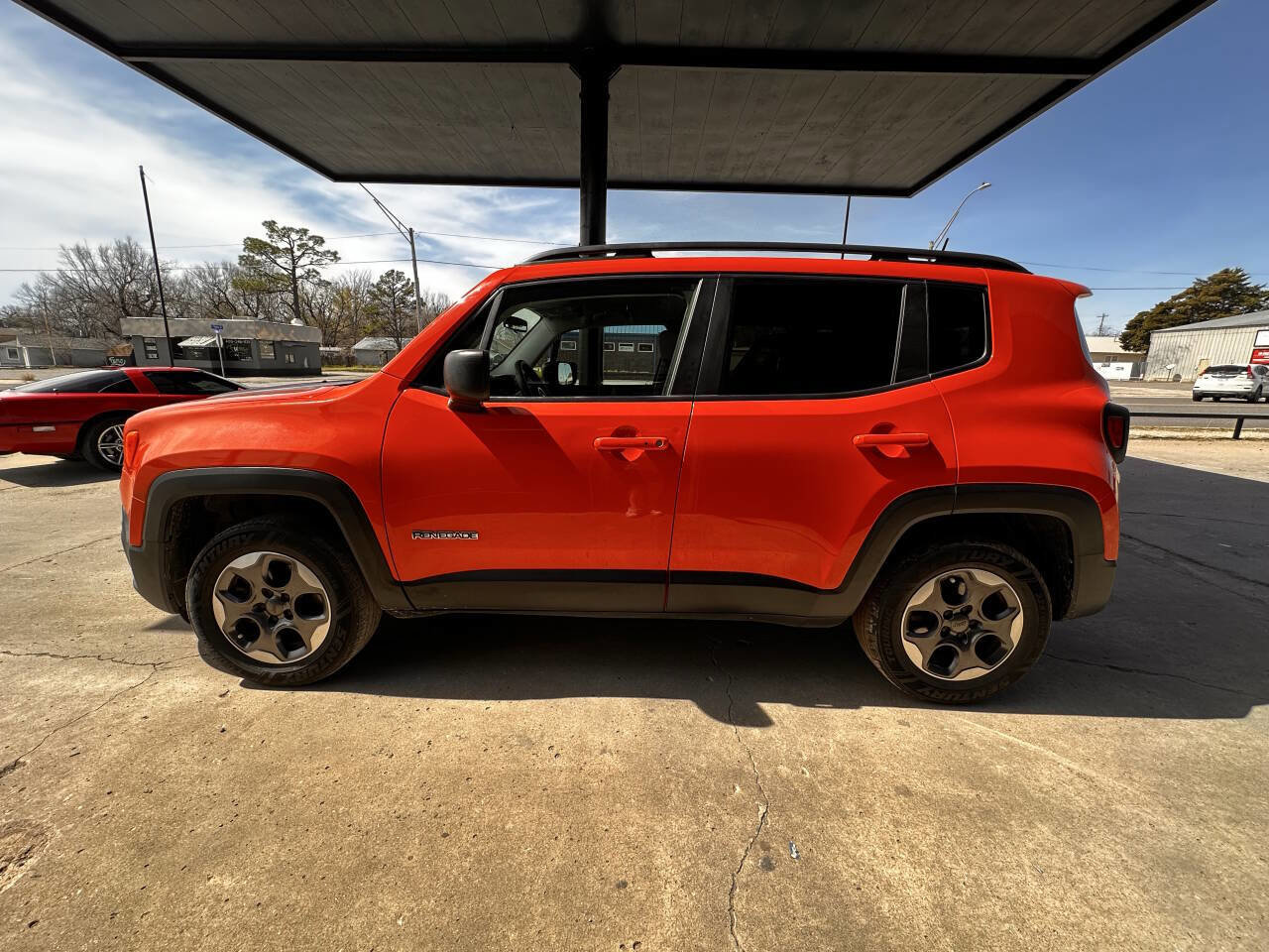Used 2017 Jeep Renegade Sport w/ Power & Air Group image 5