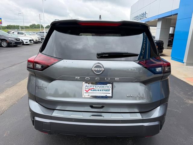 Used 2024 Nissan Rogue SL w/ SL Premium Package AWD/4WD image 6