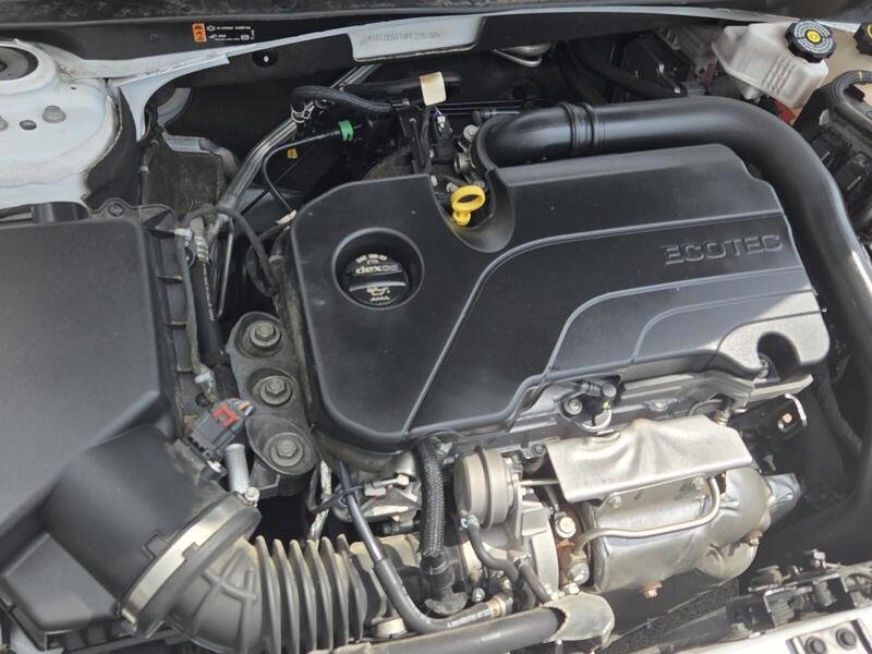 Used 2023 Chevrolet Malibu LT FWD image 19