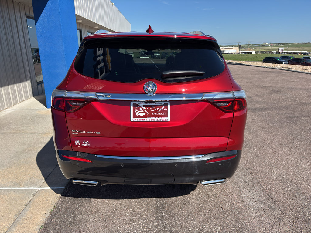 Used 2024 Buick Enclave Premium AWD/4WD image 7