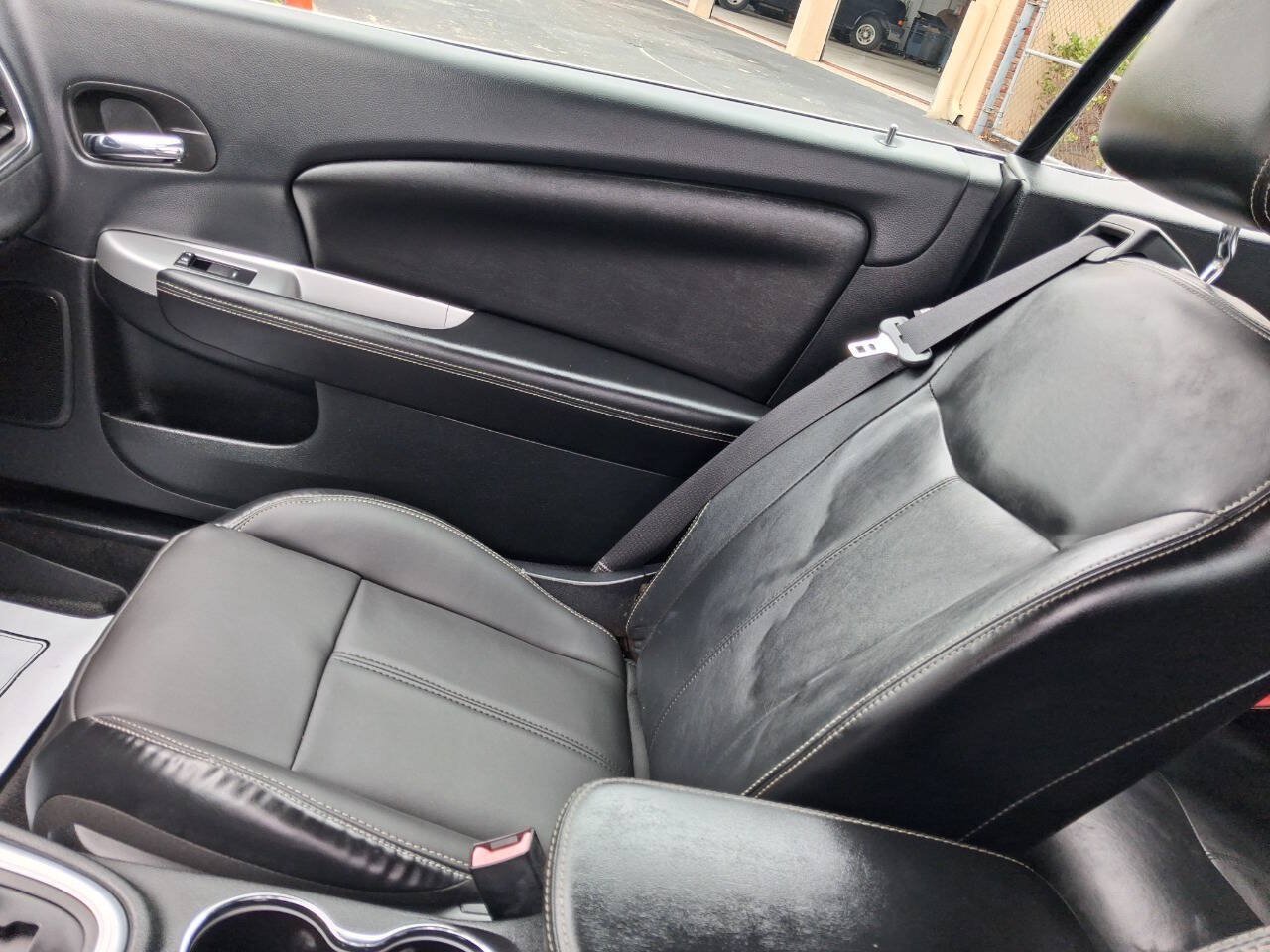 Used 2013 Chrysler 200 Limited FWD image 16