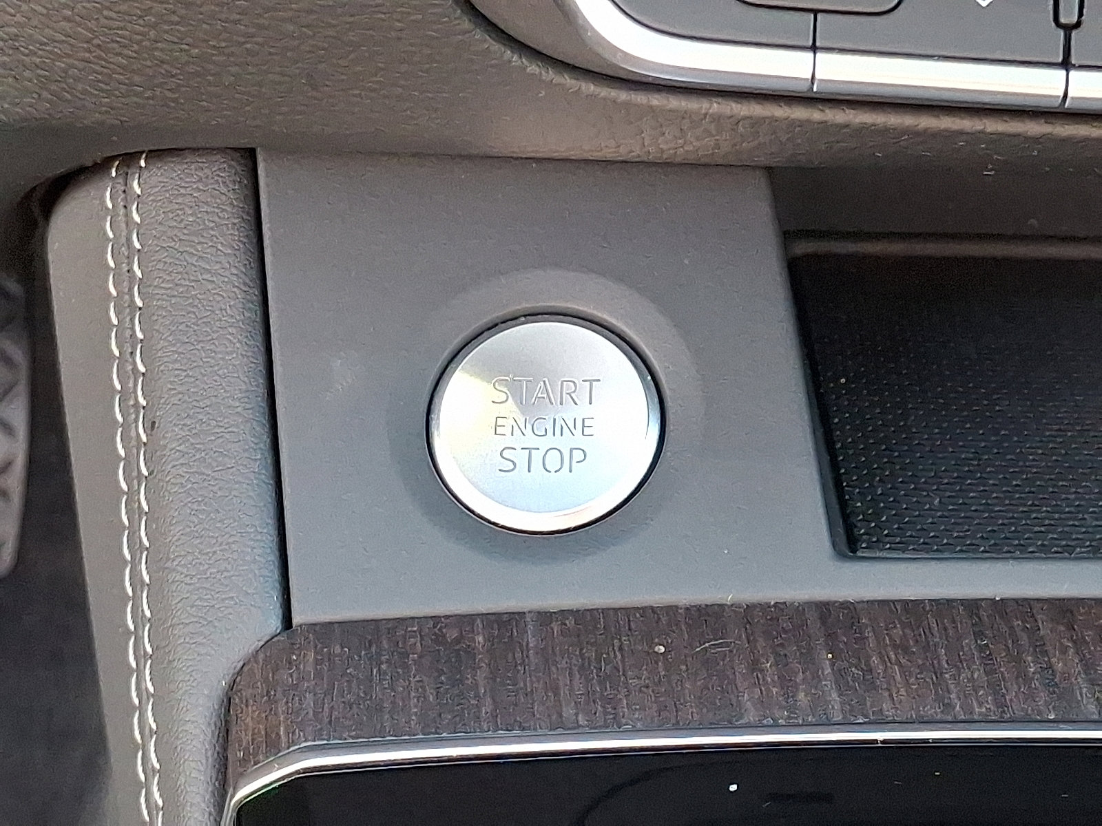 Certified 2024 Audi Q5 2.0T Premium Plus image 25