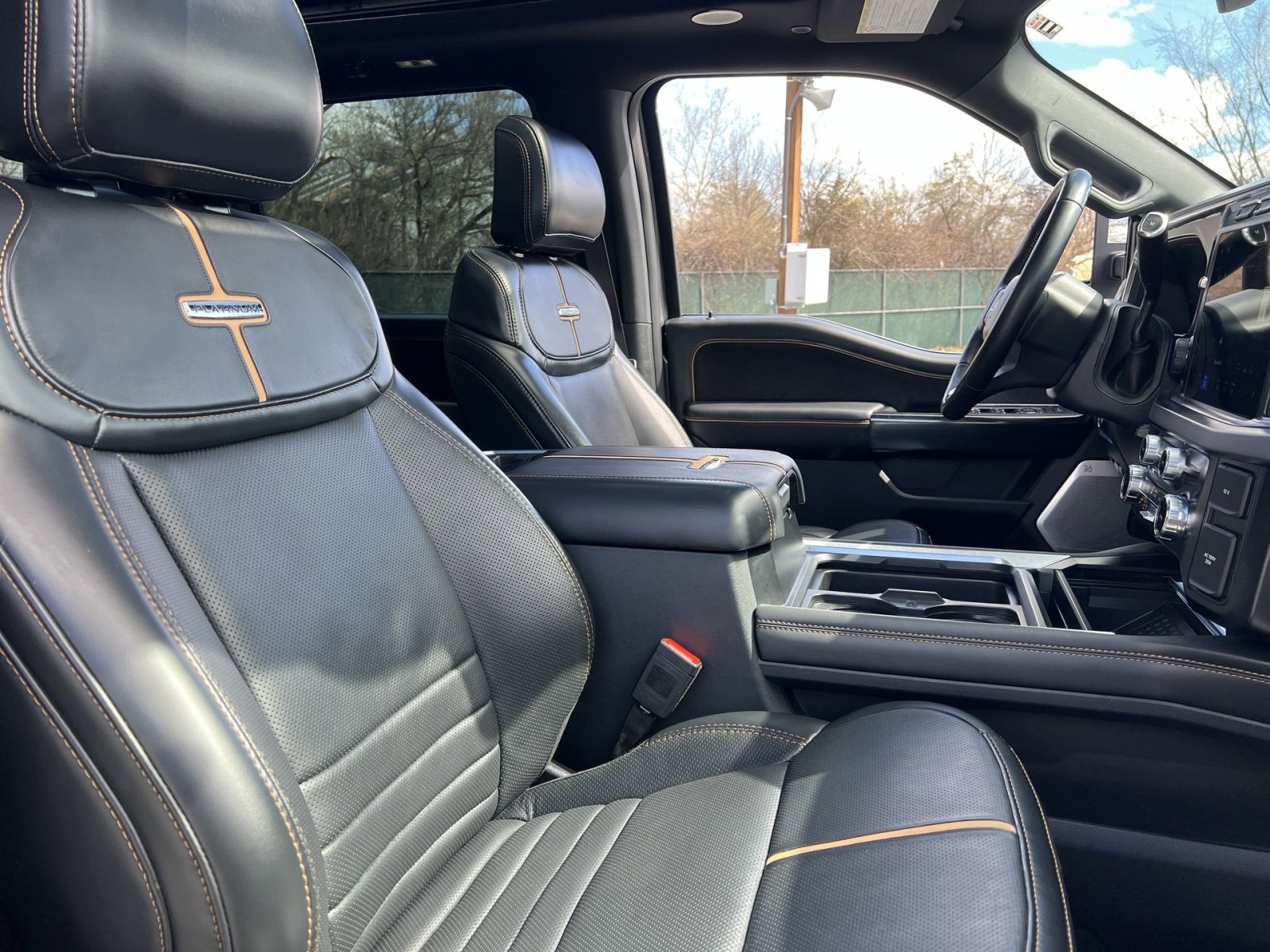 Used 2024 Ford F250 Platinum image 27