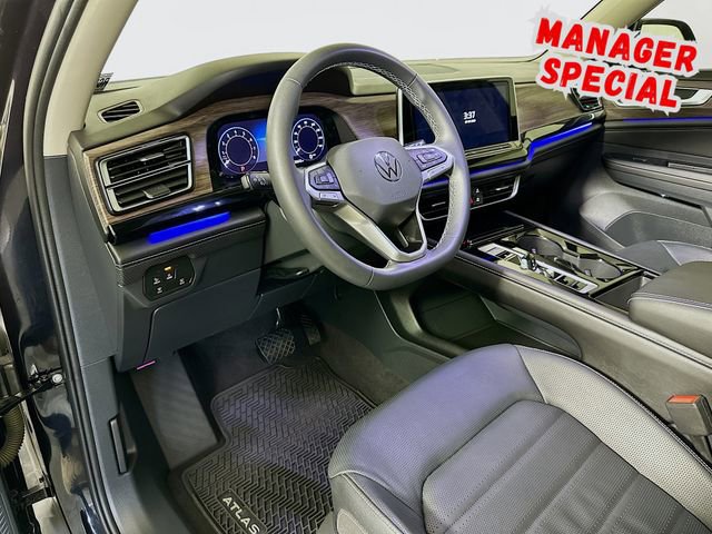 Used 2024 Volkswagen Atlas SEL image 10