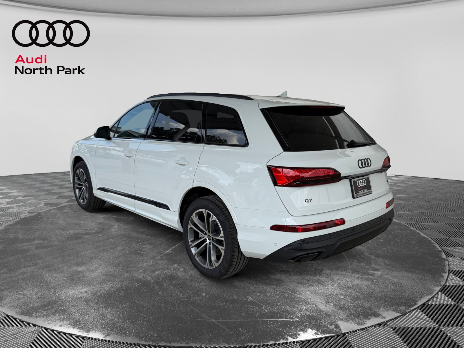 New 2026 Audi Q7 2.0T Premium Plus AWD/4WD image 3