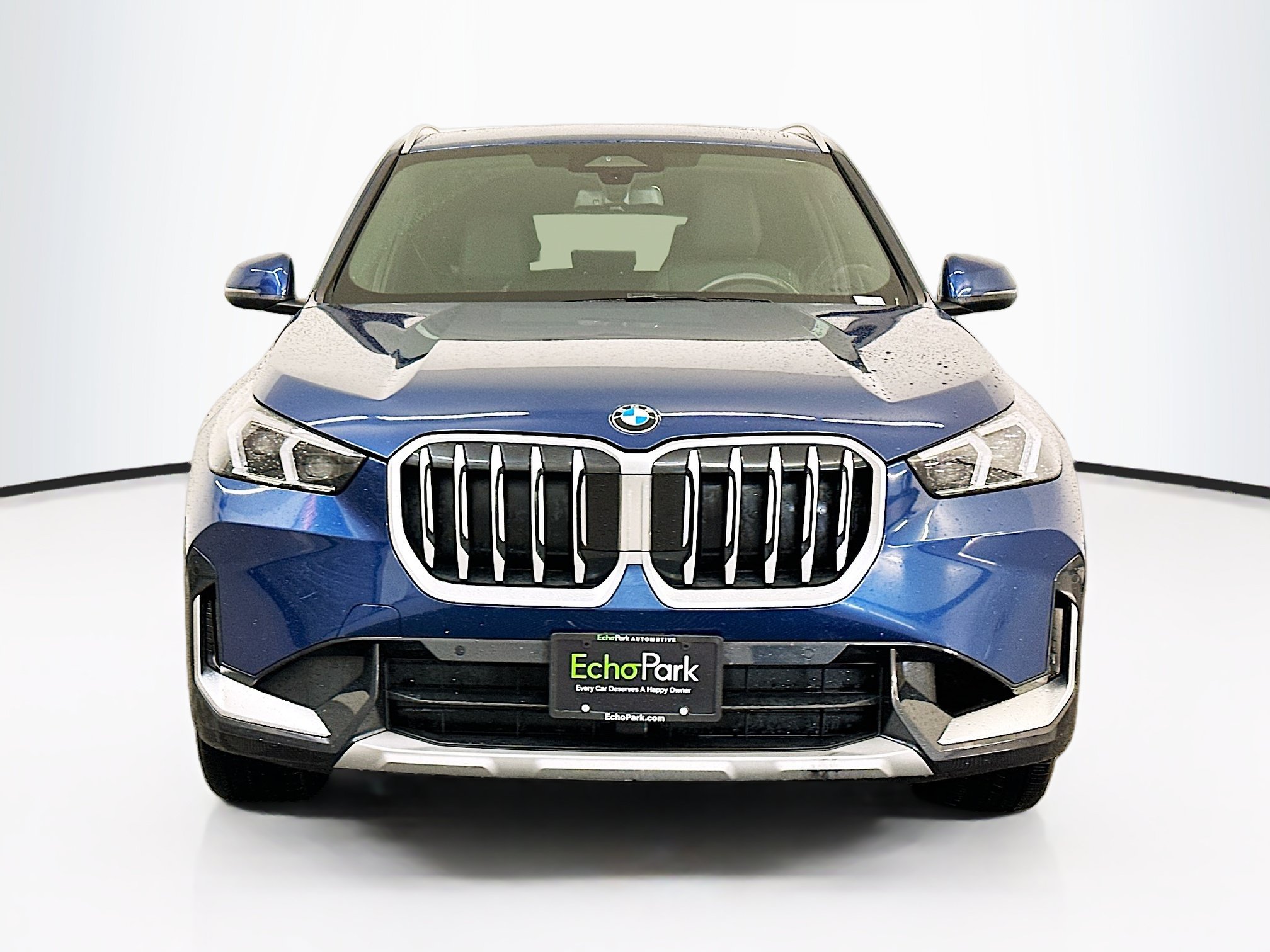Used 2025 BMW X1 xDrive28i AWD/4WD image 2