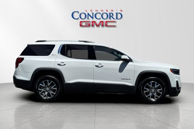 Used 2023 GMC Acadia SLT w/ Technology Package AWD/4WD image 3