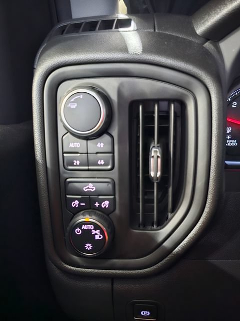 Used 2024 Chevrolet Silverado 1500 Custom Trail Boss AWD/4WD image 32