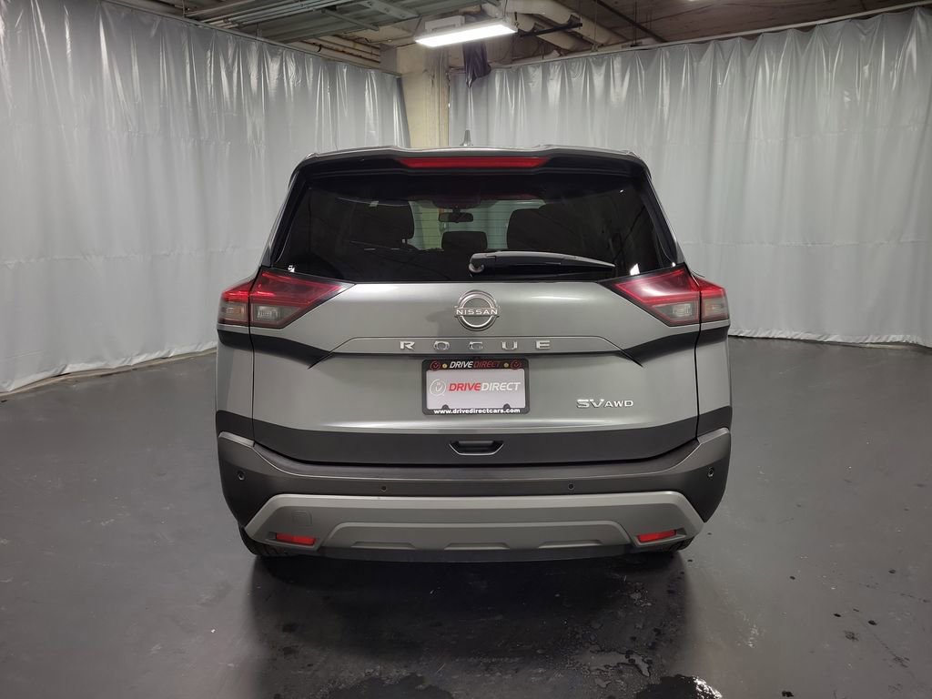 Used 2023 Nissan Rogue SV image 7