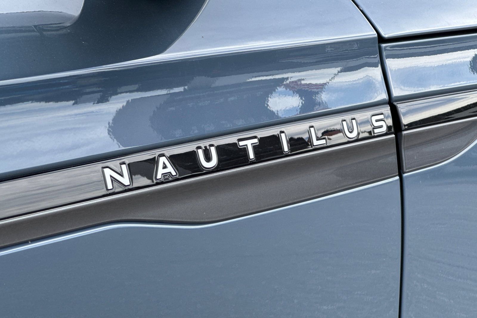 New 2026 Lincoln Nautilus Reserve image 7