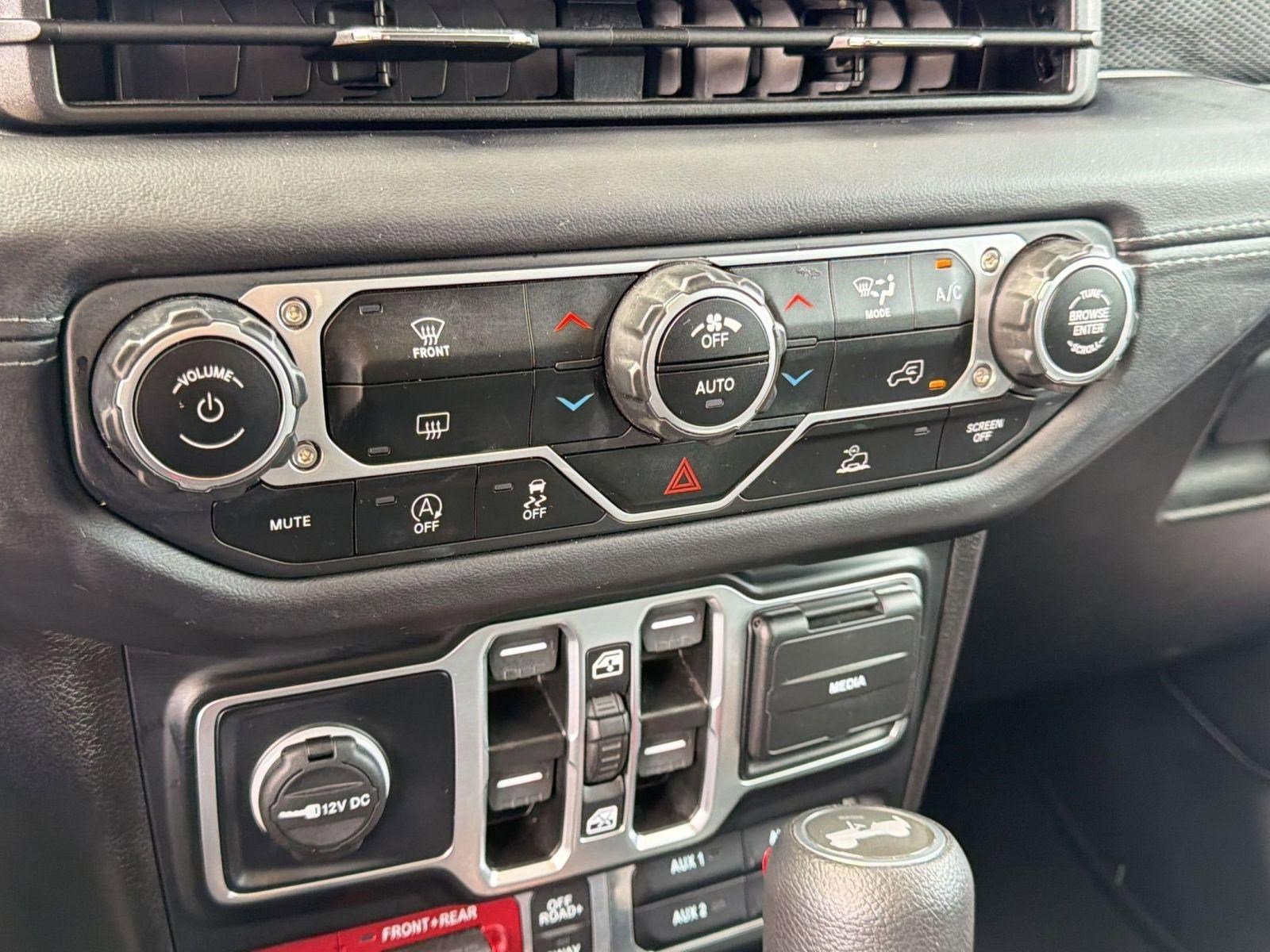 Used 2025 Jeep Wrangler Unlimited Rubicon image 26